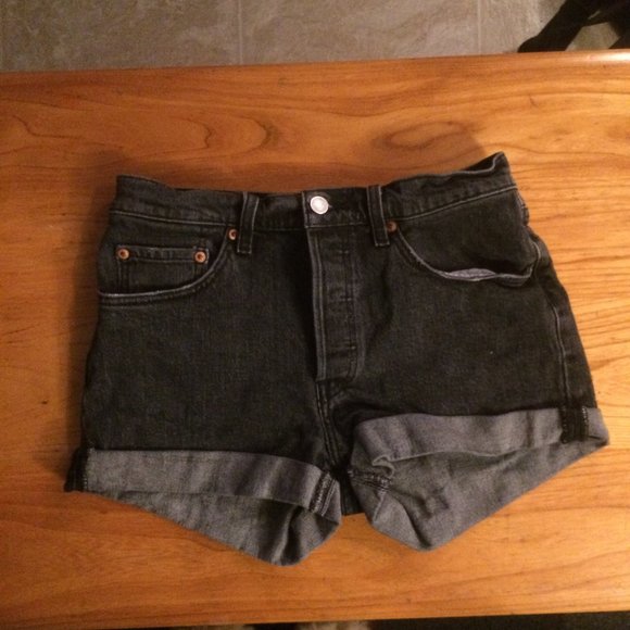Levi's 501 Washed Black Denim Shorts - Picture 1 of 2